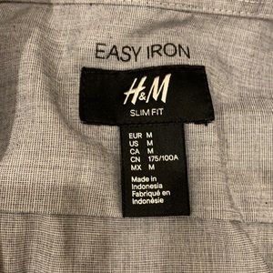 Medium, slim fit, gray H&M button-up.